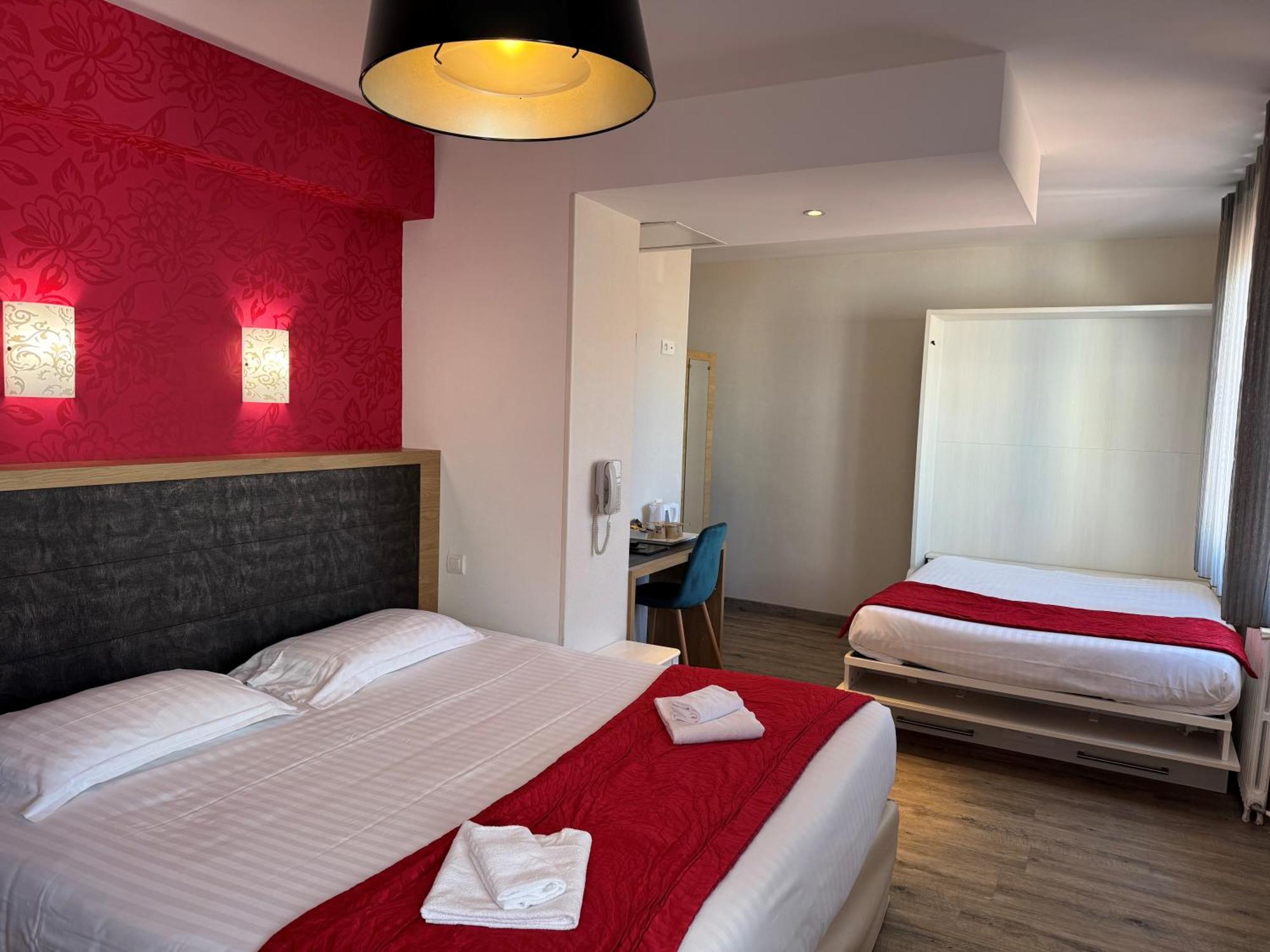 Hotel Calme Des Pins & Spa Les Sables-dʼOlonne Exterior foto