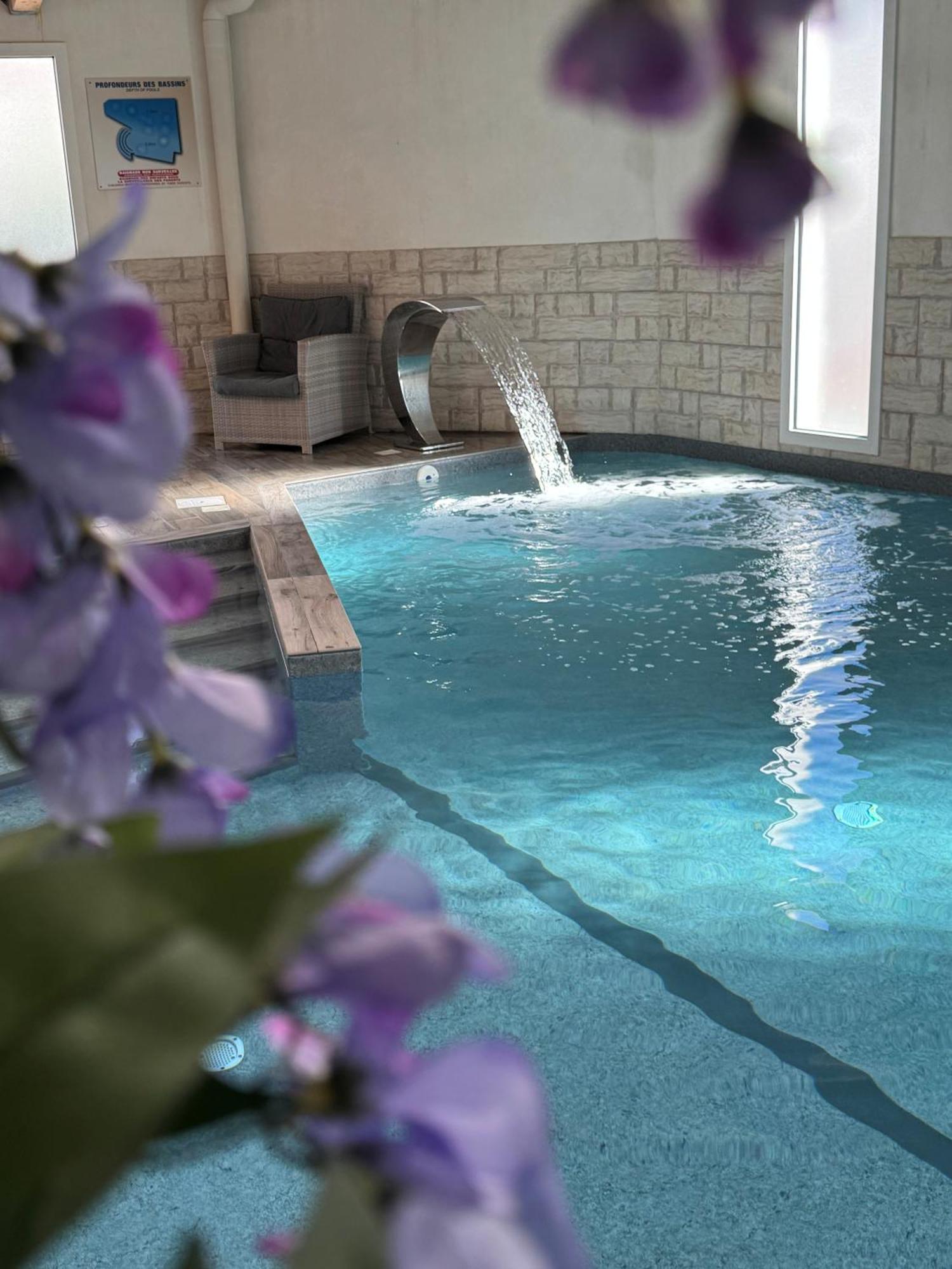 Hotel Calme Des Pins & Spa Les Sables-dʼOlonne Exterior foto